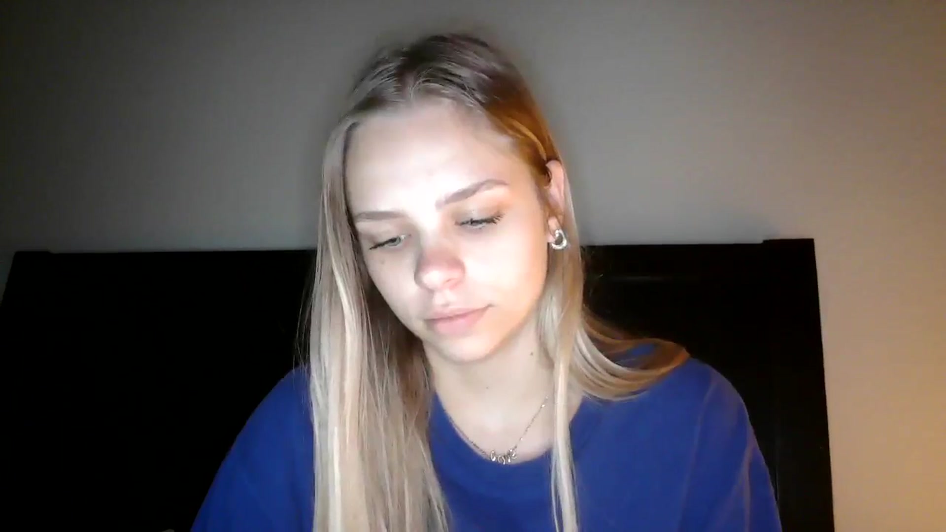 Gallery image thumbnail from SarahFlowers's myfreecams stream on, 06/05/2025, 24:27 image 10 of 20