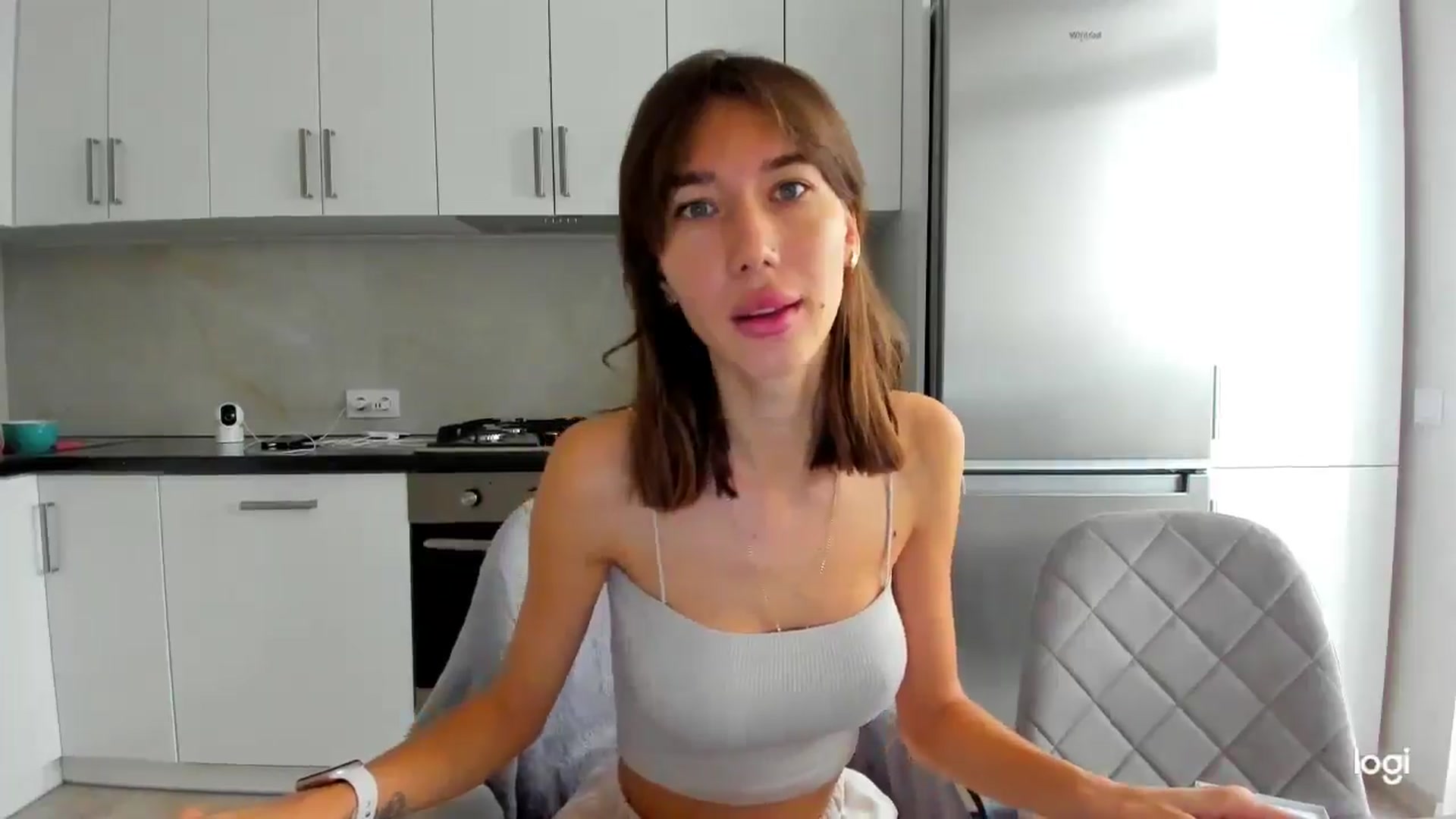Gallery image thumbnail from SarahLovelyyy's myfreecams stream on, 11/20/2025, 10:08 image 7 of 20
