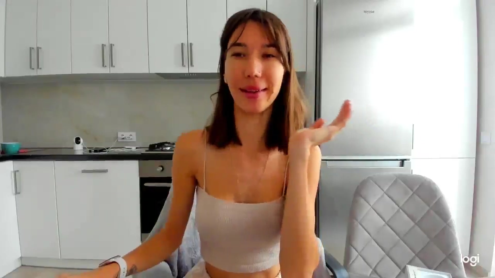 Gallery image thumbnail from SarahLovelyyy's myfreecams stream on, 11/20/2025, 10:08 image 5 of 20