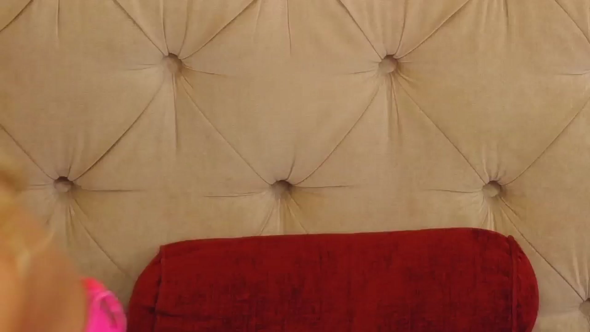 Gallery image thumbnail from SarahLyne's myfreecams stream on, 03/27/2025, 16:05 image 14 of 20