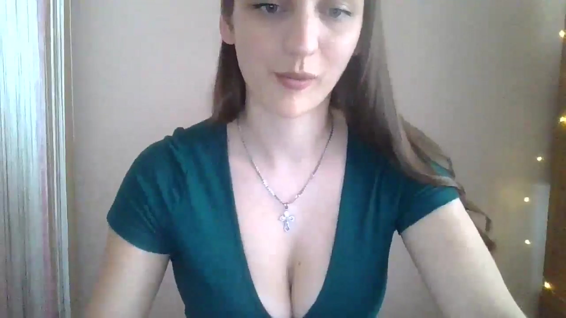 Gallery image thumbnail from SarahMills's myfreecams stream on, 07/03/2025, 08:29 image 15 of 20