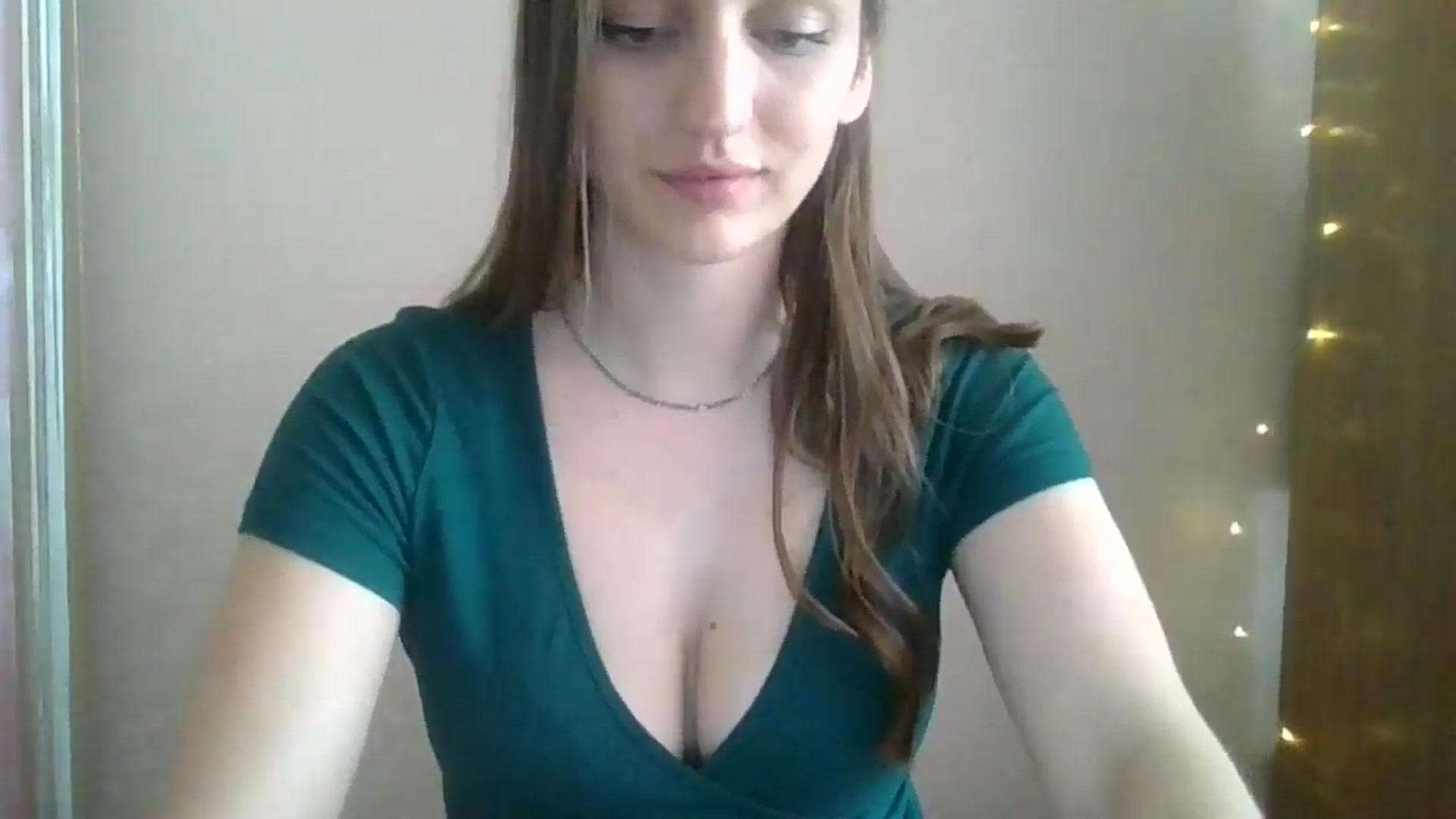 Gallery image thumbnail from SarahMills's myfreecams stream on, 07/03/2025, 12:18 image 5 of 20
