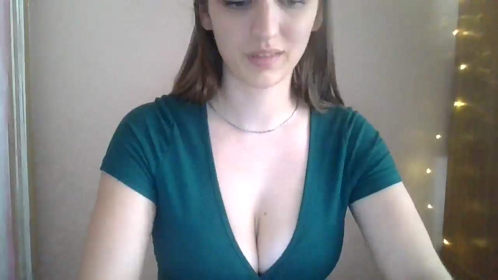 Gallery image thumbnail from SarahMills's myfreecams stream on, 07/03/2025, 13:02 image 20 of 20