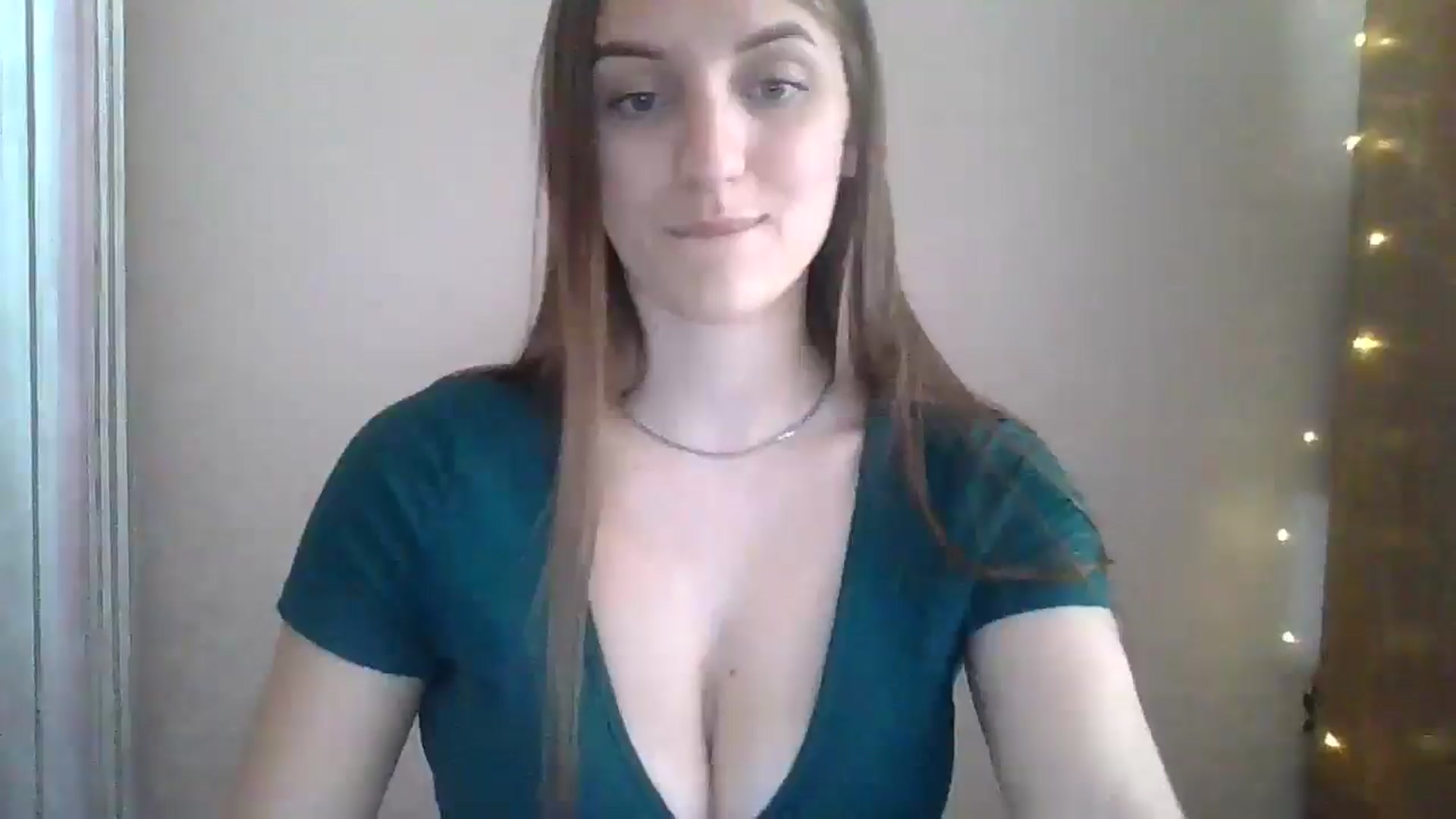 Gallery image thumbnail from SarahMills's myfreecams stream on, 07/04/2025, 13:08 image 7 of 20