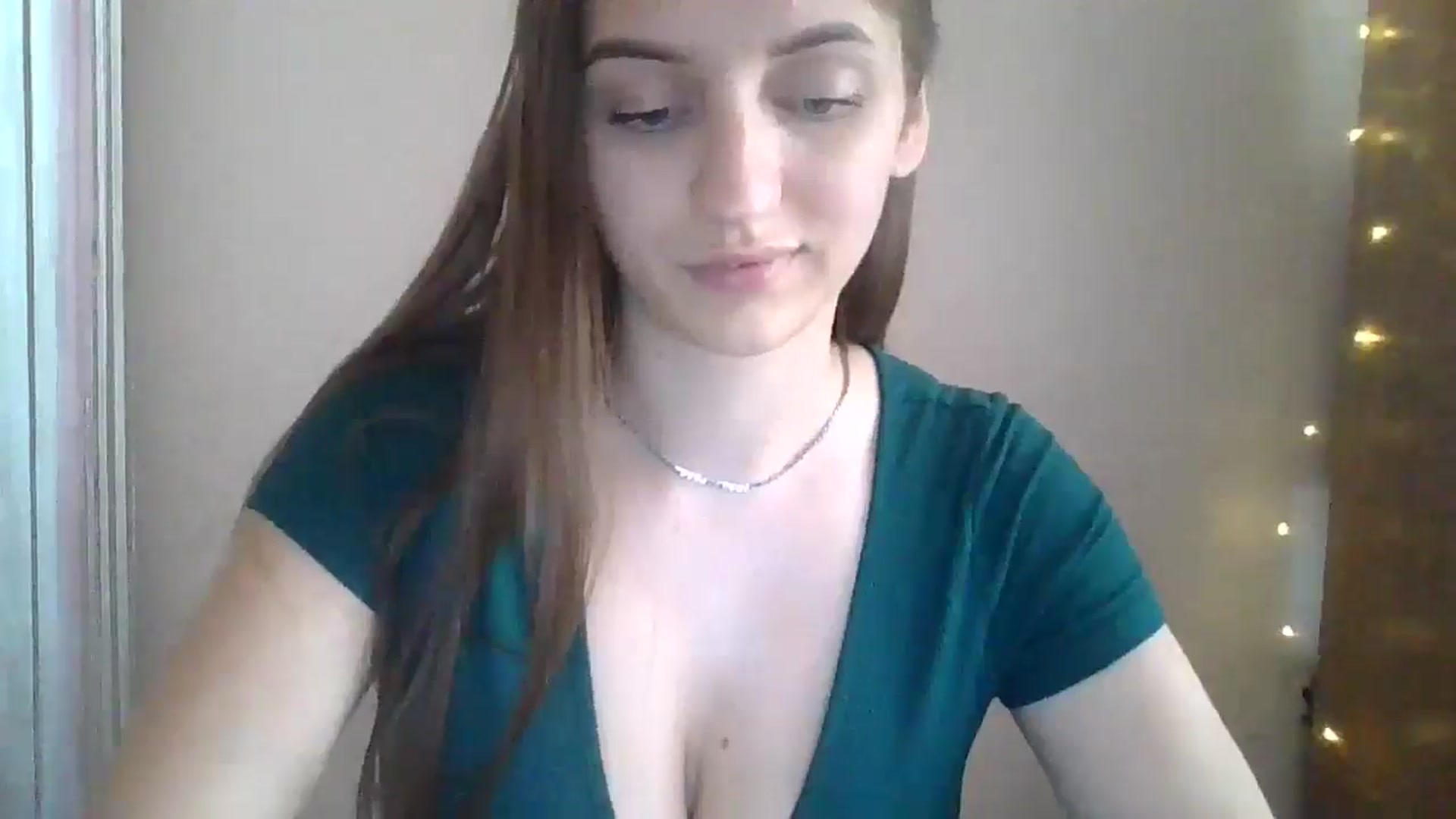 Gallery image thumbnail from SarahMills's myfreecams stream on, 07/04/2025, 13:08 image 9 of 20