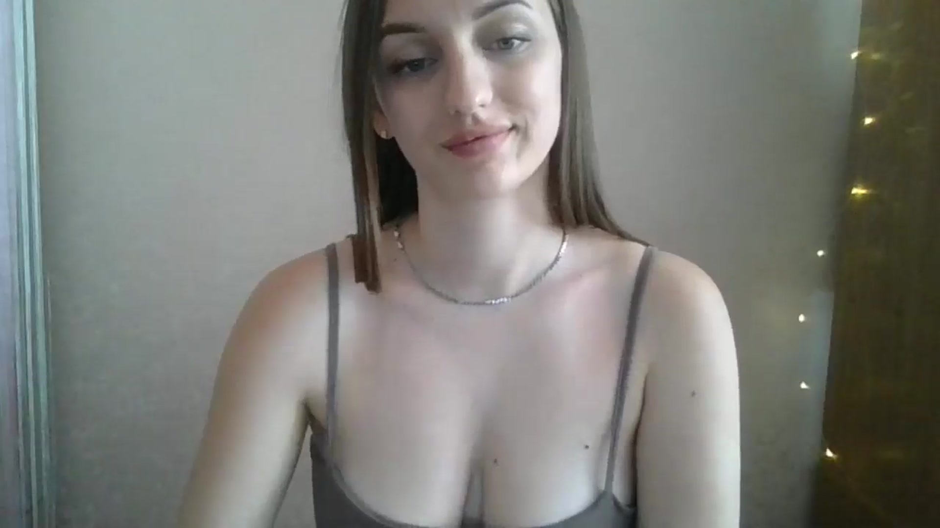 Gallery image thumbnail from SarahMills's myfreecams stream on, 07/06/2025, 11:02 image 19 of 20