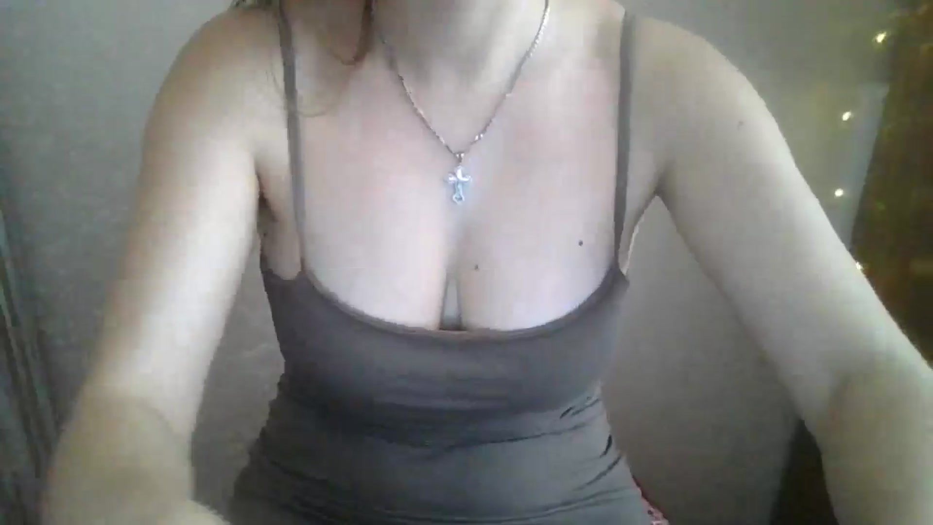 Gallery image thumbnail from SarahMills's myfreecams stream on, 07/06/2025, 12:53 image 2 of 20