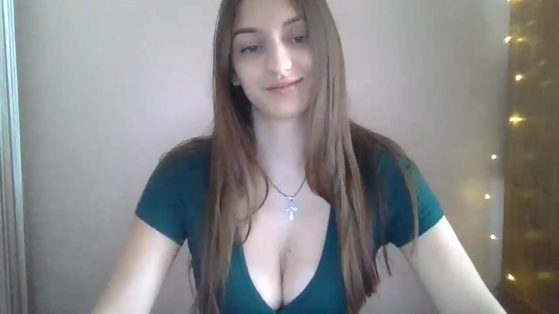 Gallery image thumbnail from SarahMills's myfreecams stream on, 07/11/2025, 09:30 image 16 of 20