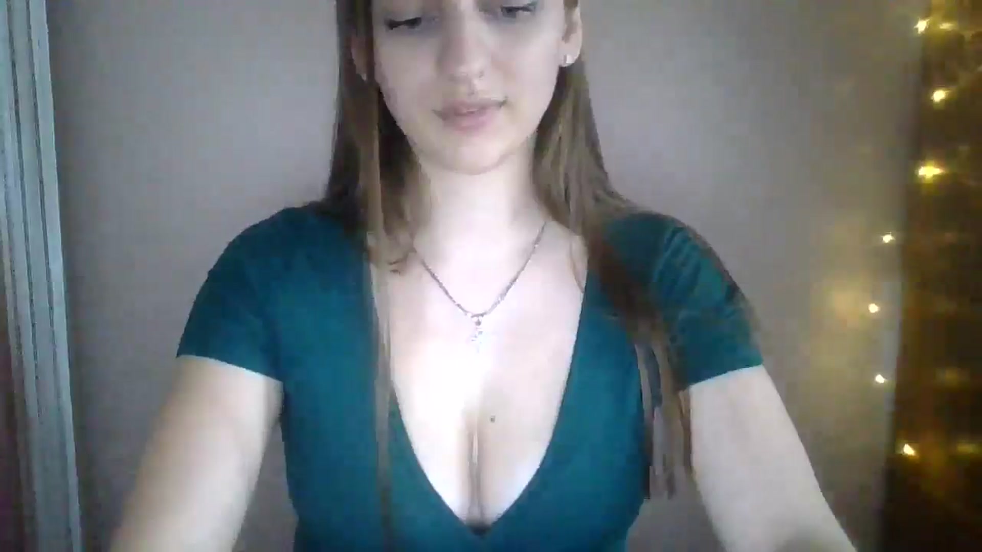 Gallery image thumbnail from SarahMills's myfreecams stream on, 07/11/2025, 12:02 image 11 of 20