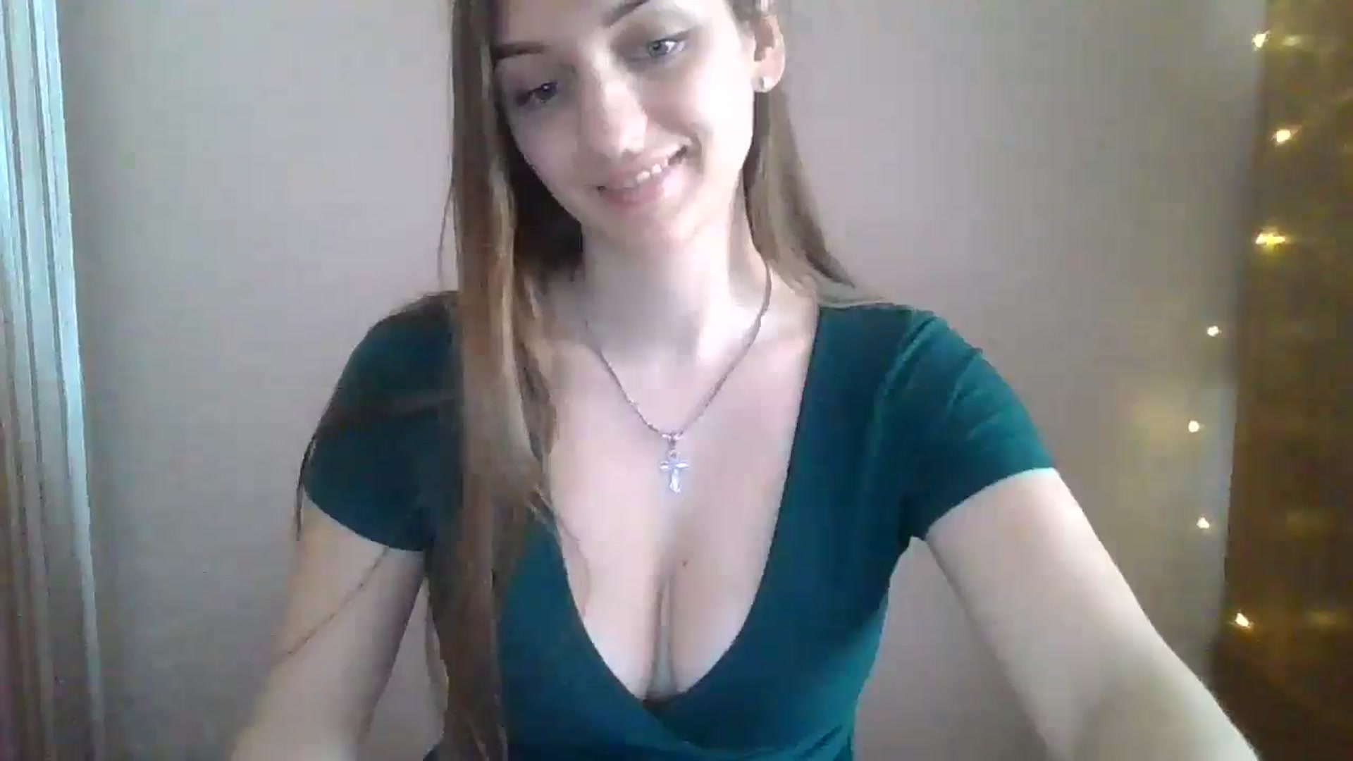Gallery image thumbnail from SarahMills's myfreecams stream on, 07/11/2025, 12:02 image 6 of 20