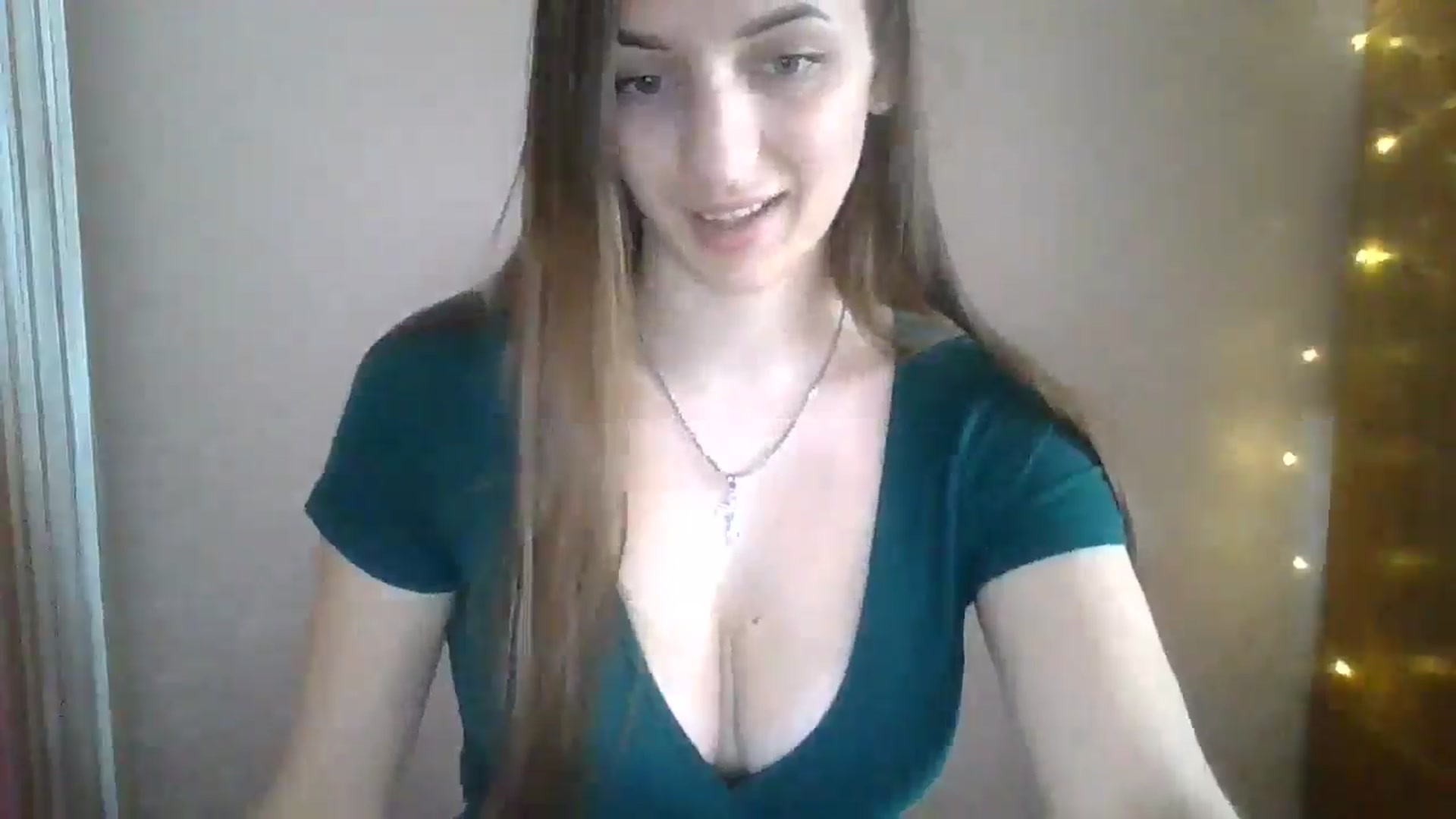 Gallery image thumbnail from SarahMills's myfreecams stream on, 07/11/2025, 12:02 image 7 of 20