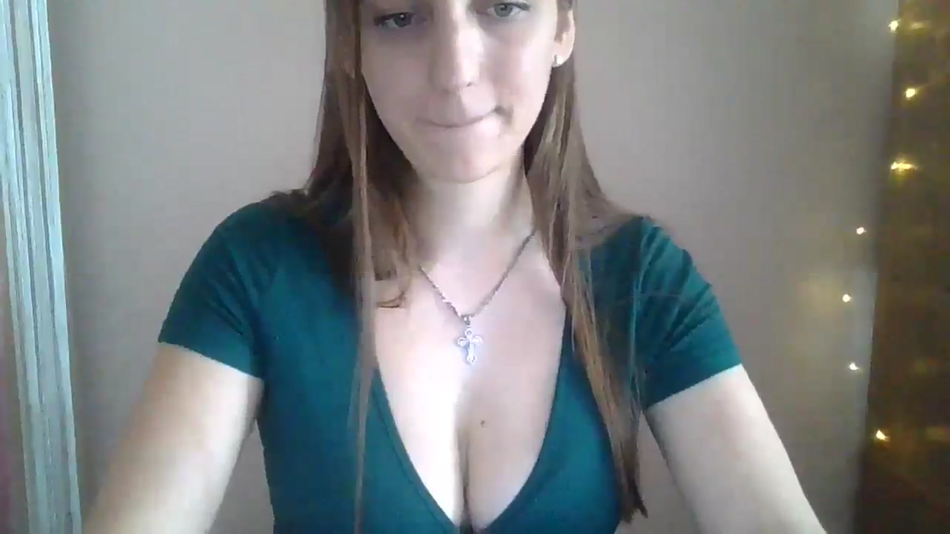 Gallery image thumbnail from SarahMills's myfreecams stream on, 07/11/2025, 12:02 image 15 of 20