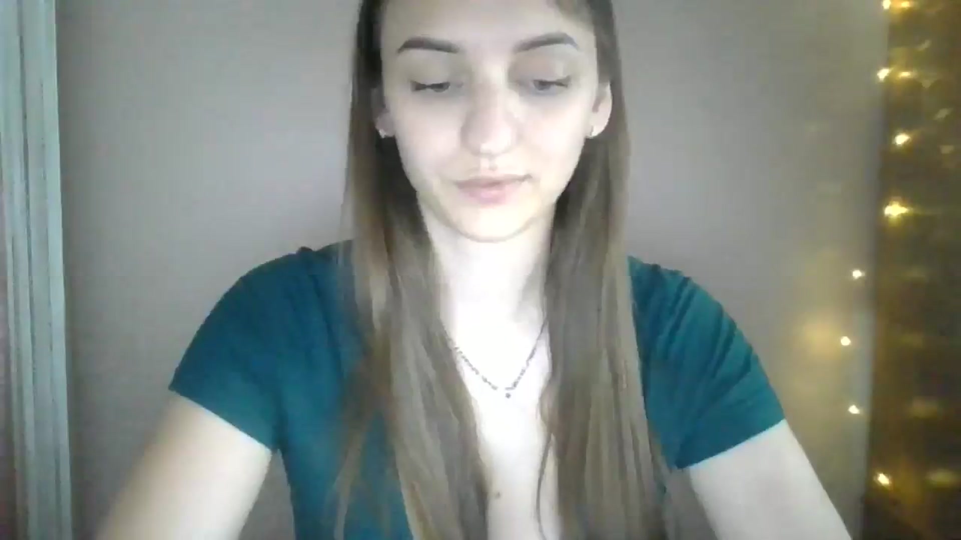 Gallery image thumbnail from SarahMills's myfreecams stream on, 07/11/2025, 13:57 image 12 of 20