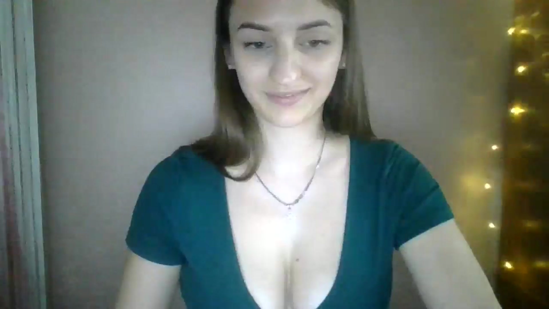 Gallery image thumbnail from SarahMills's myfreecams stream on, 07/11/2025, 15:03 image 16 of 20