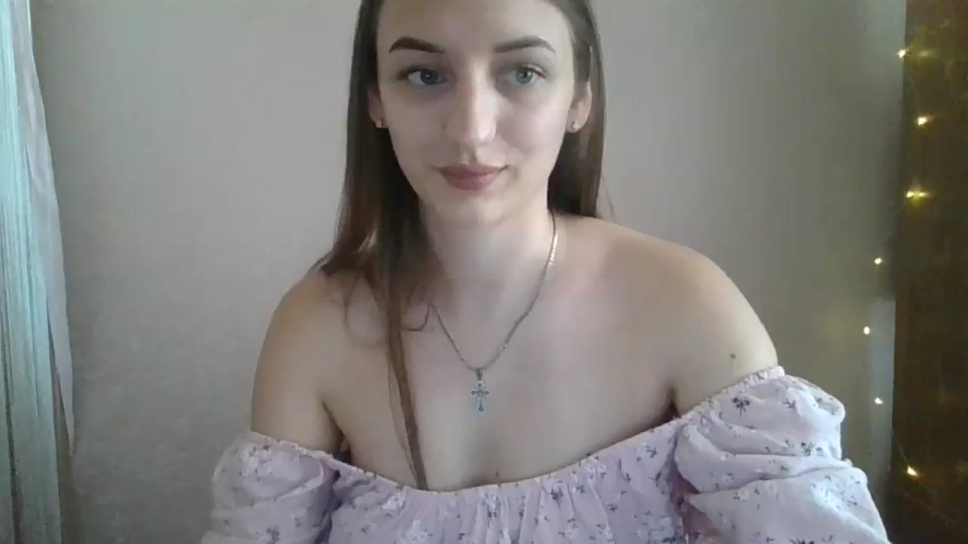 Gallery image thumbnail from SarahMills's myfreecams stream on, 07/13/2025, 08:55 image 10 of 20