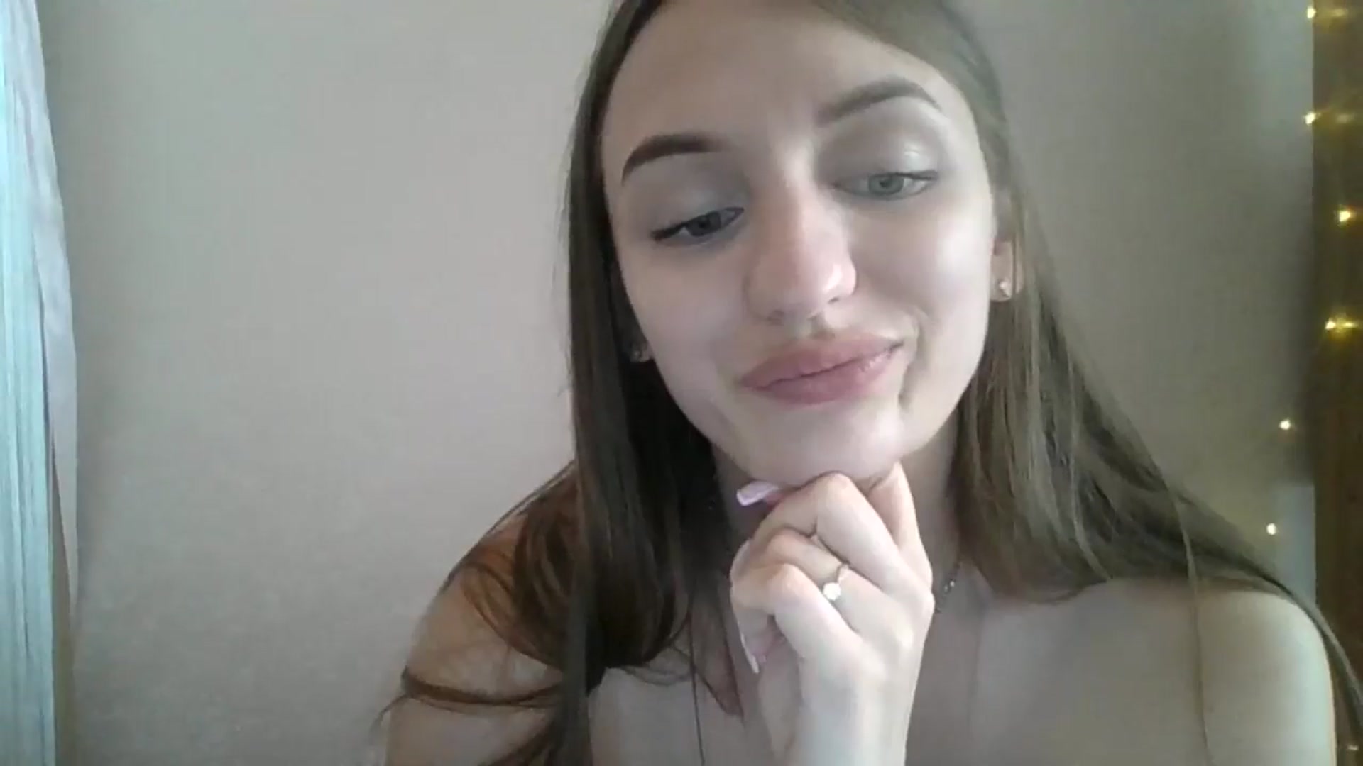 Gallery image thumbnail from SarahMills's myfreecams stream on, 07/13/2025, 10:18 image 8 of 20