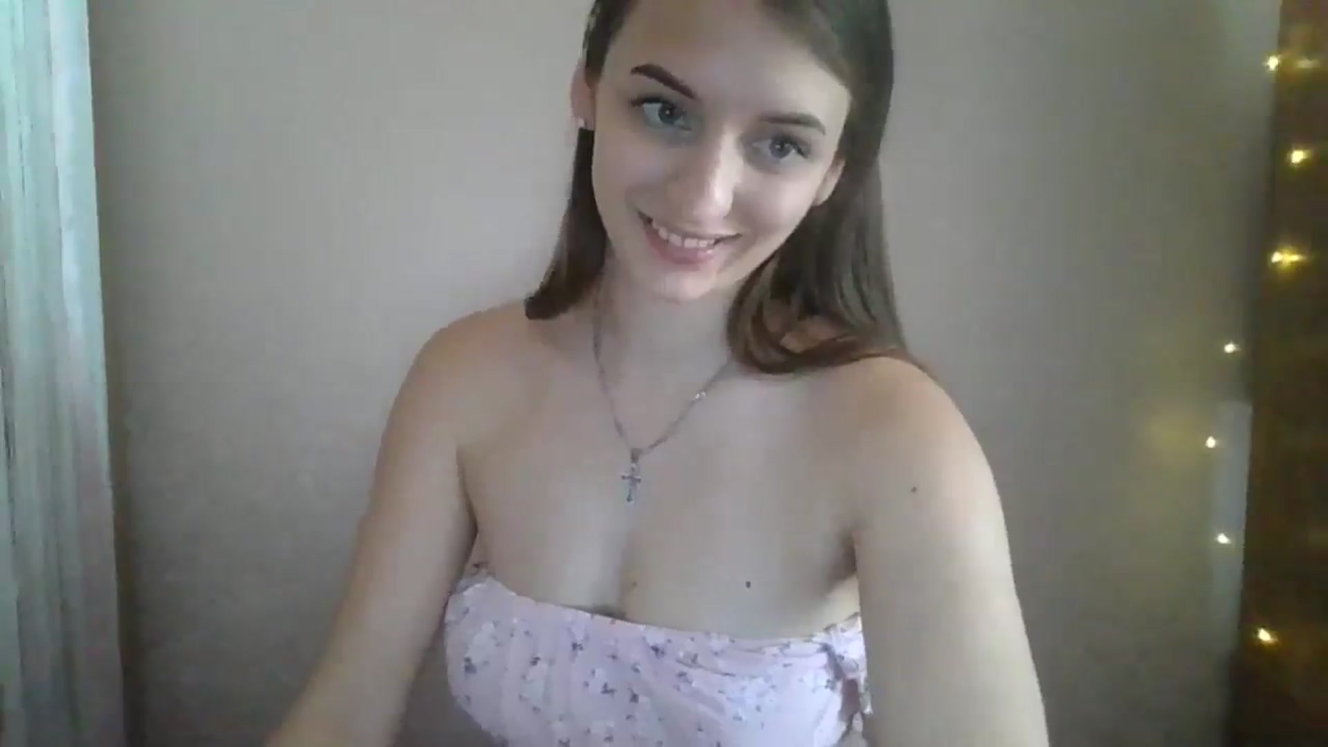 Gallery image thumbnail from SarahMills's myfreecams stream on, 07/13/2025, 13:47 image 8 of 20