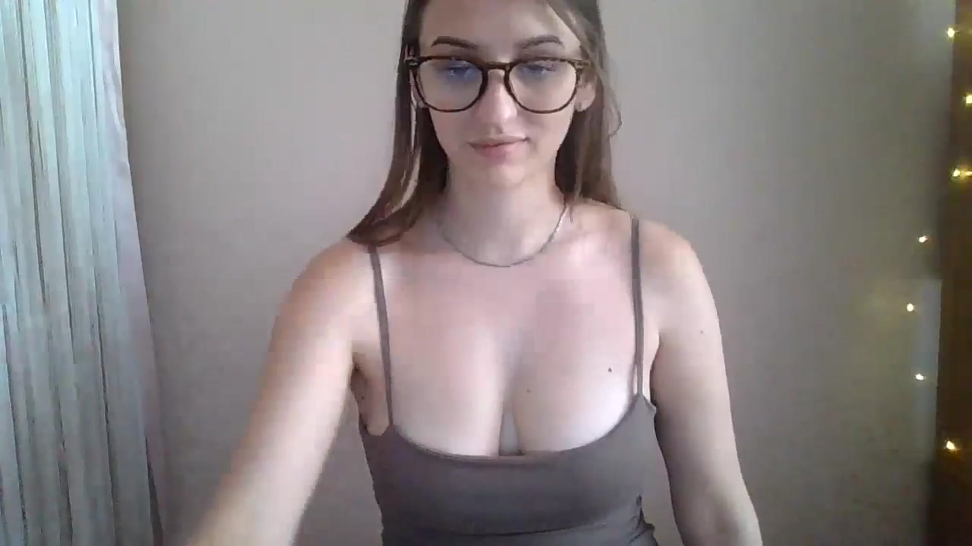 Gallery image thumbnail from SarahMills's myfreecams stream on, 07/14/2025, 12:56 image 8 of 20