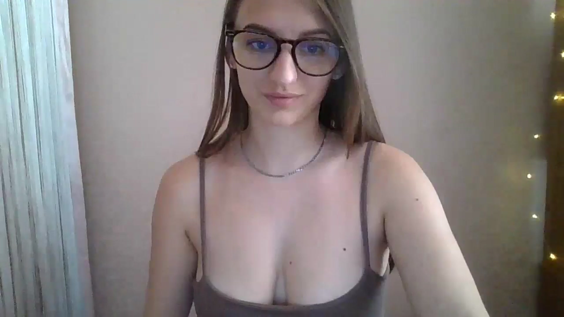 Gallery image thumbnail from SarahMills's myfreecams stream on, 07/14/2025, 12:56 image 2 of 20