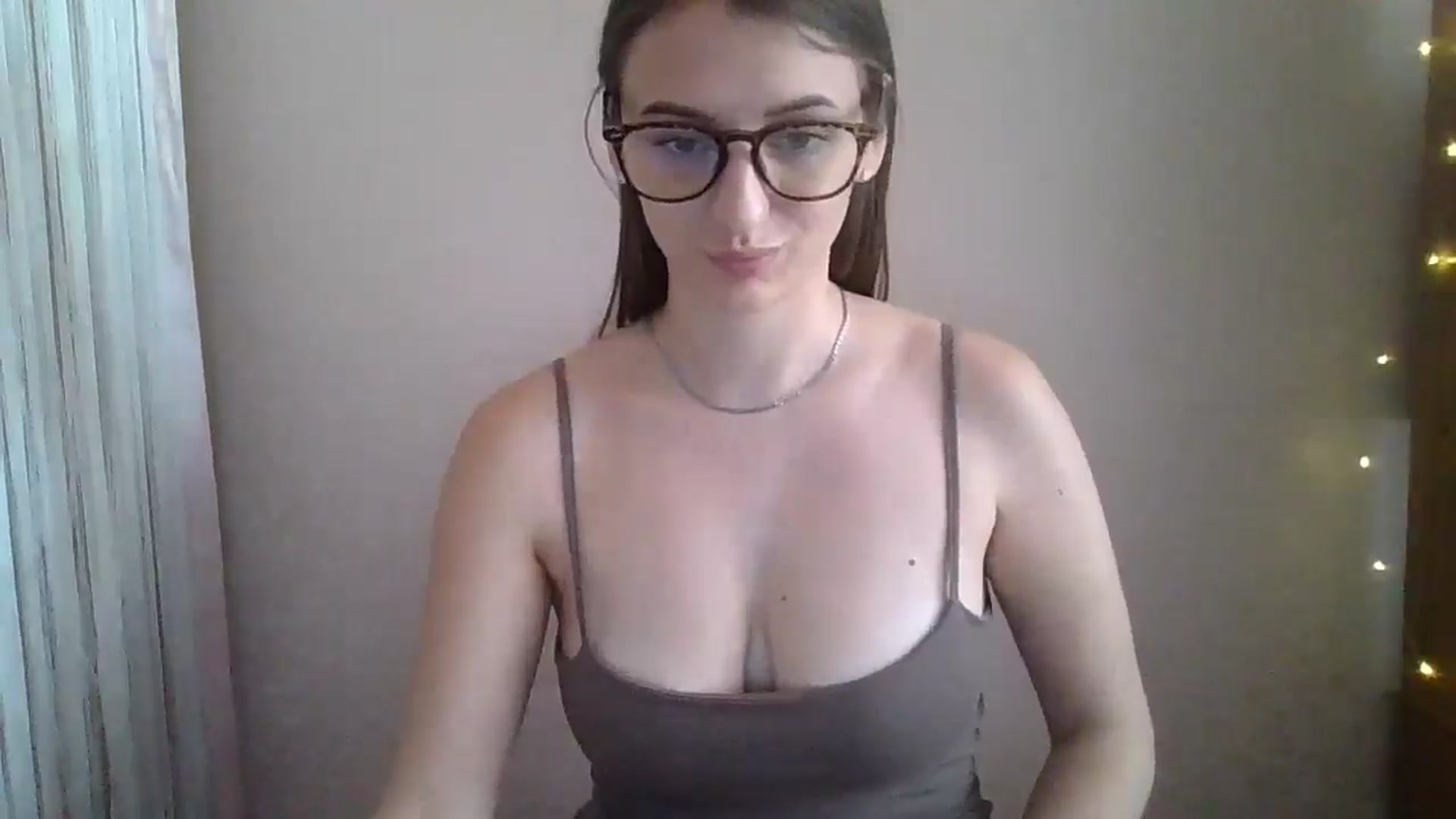 Gallery image thumbnail from SarahMills's myfreecams stream on, 07/14/2025, 12:56 image 11 of 20