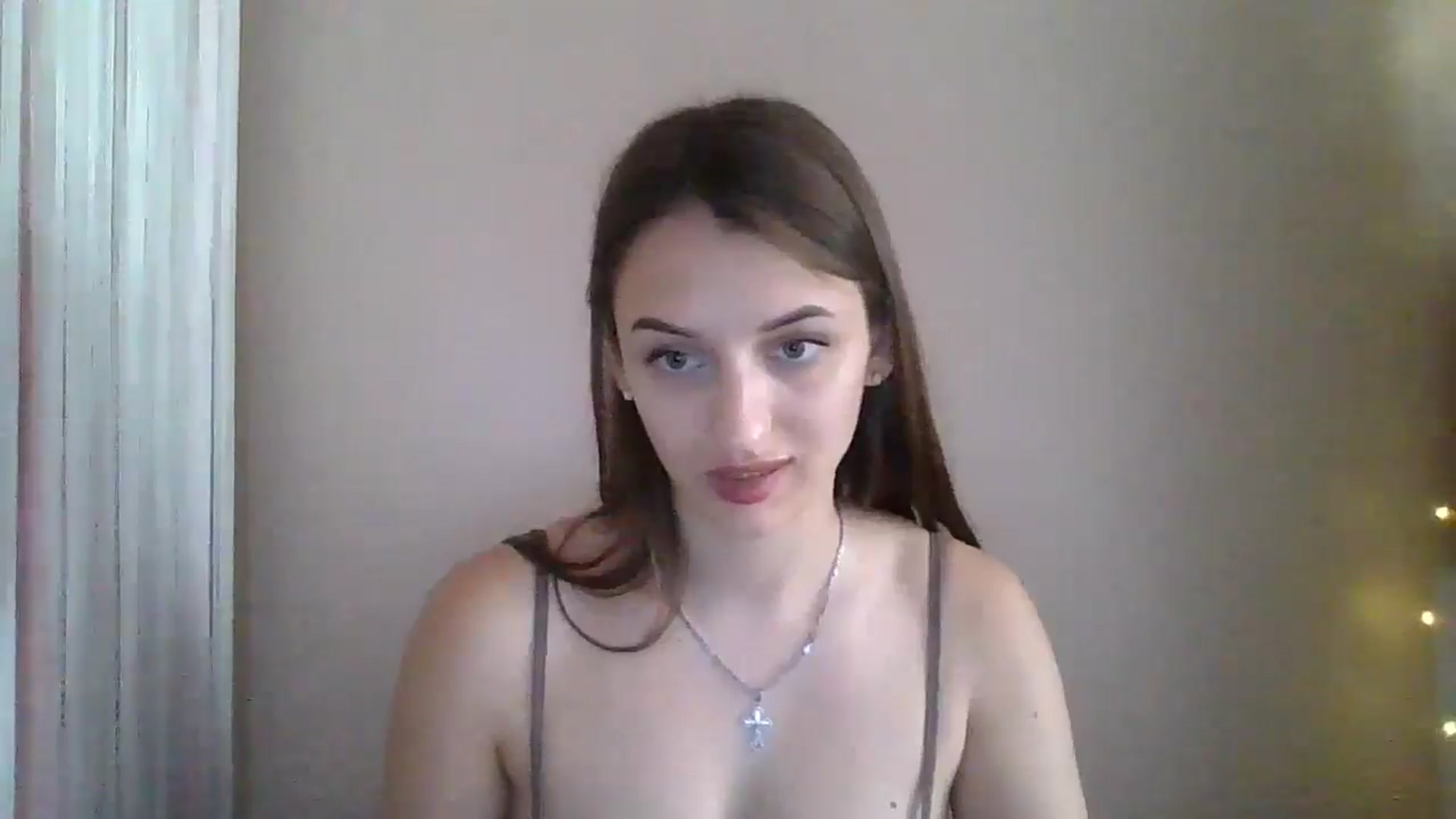 Gallery image thumbnail from SarahMills's myfreecams stream on, 07/17/2025, 14:02 image 10 of 20