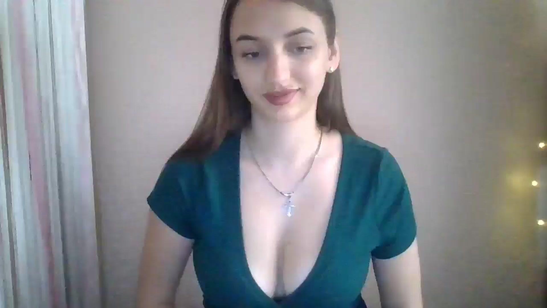 Gallery image thumbnail from SarahMills's myfreecams stream on, 07/18/2025, 11:01 image 13 of 20