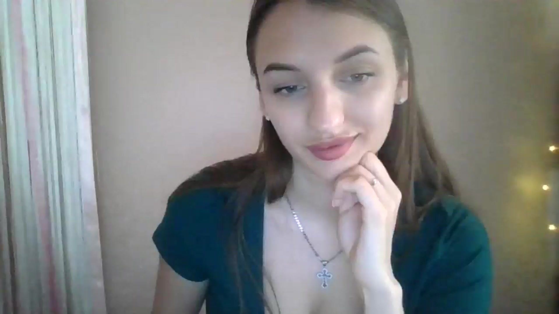 Gallery image thumbnail from SarahMills's myfreecams stream on, 07/18/2025, 11:51 image 12 of 20