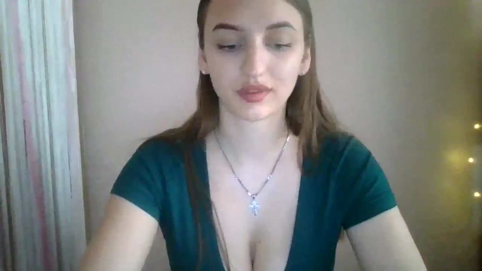 Gallery image thumbnail from SarahMills's myfreecams stream on, 07/18/2025, 11:51 image 10 of 20