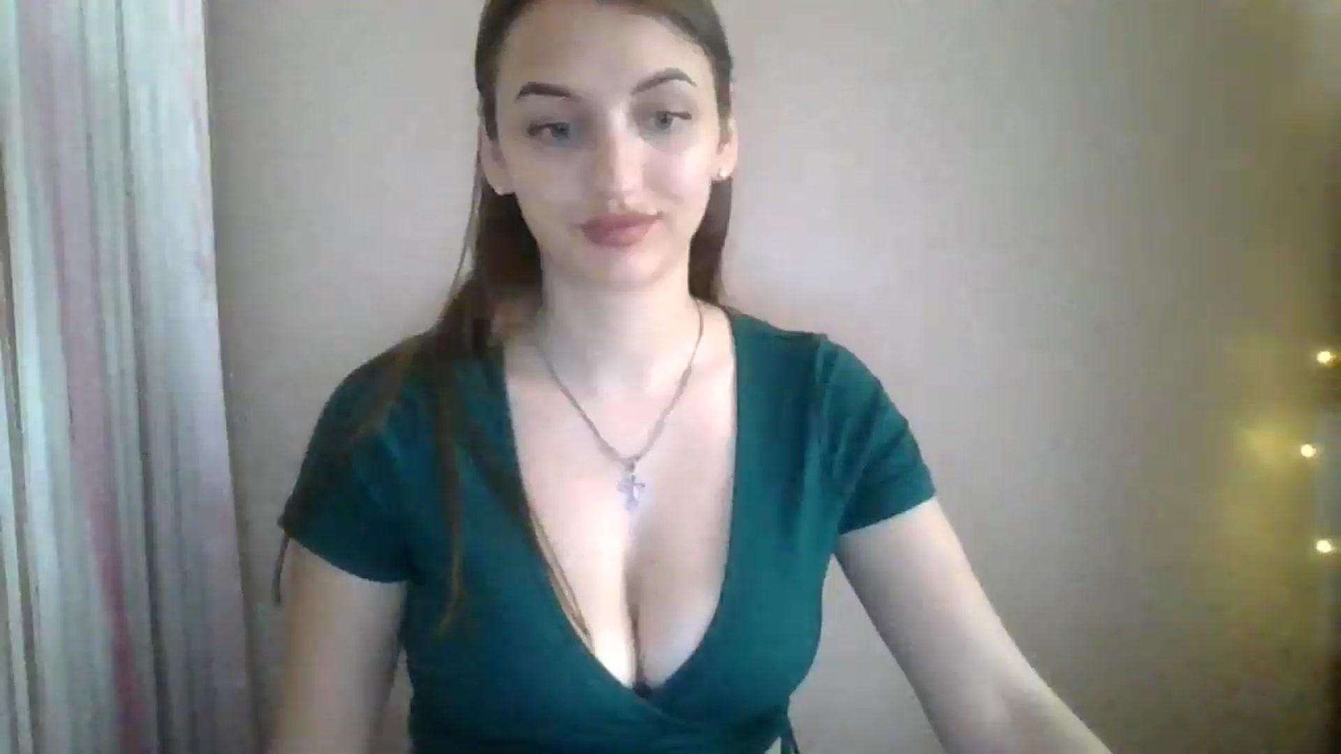 Gallery image thumbnail from SarahMills's myfreecams stream on, 07/18/2025, 11:51 image 16 of 20