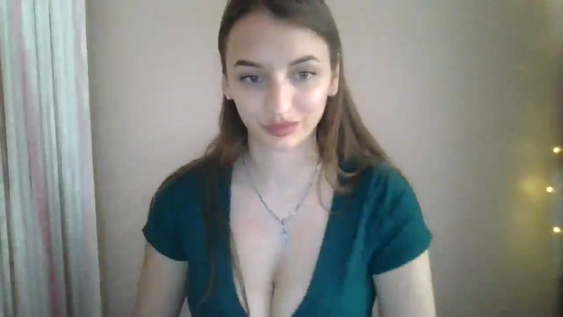 Gallery image thumbnail from SarahMills's myfreecams stream on, 07/18/2025, 11:51 image 13 of 20