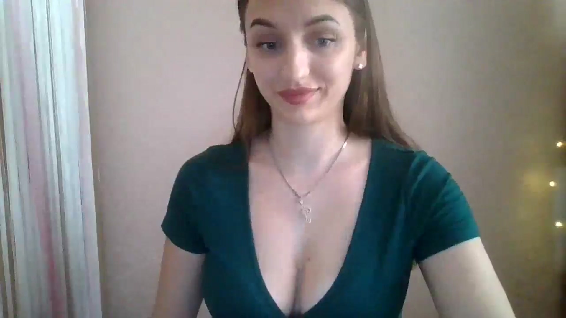 Gallery image thumbnail from SarahMills's myfreecams stream on, 07/18/2025, 12:49 image 9 of 20