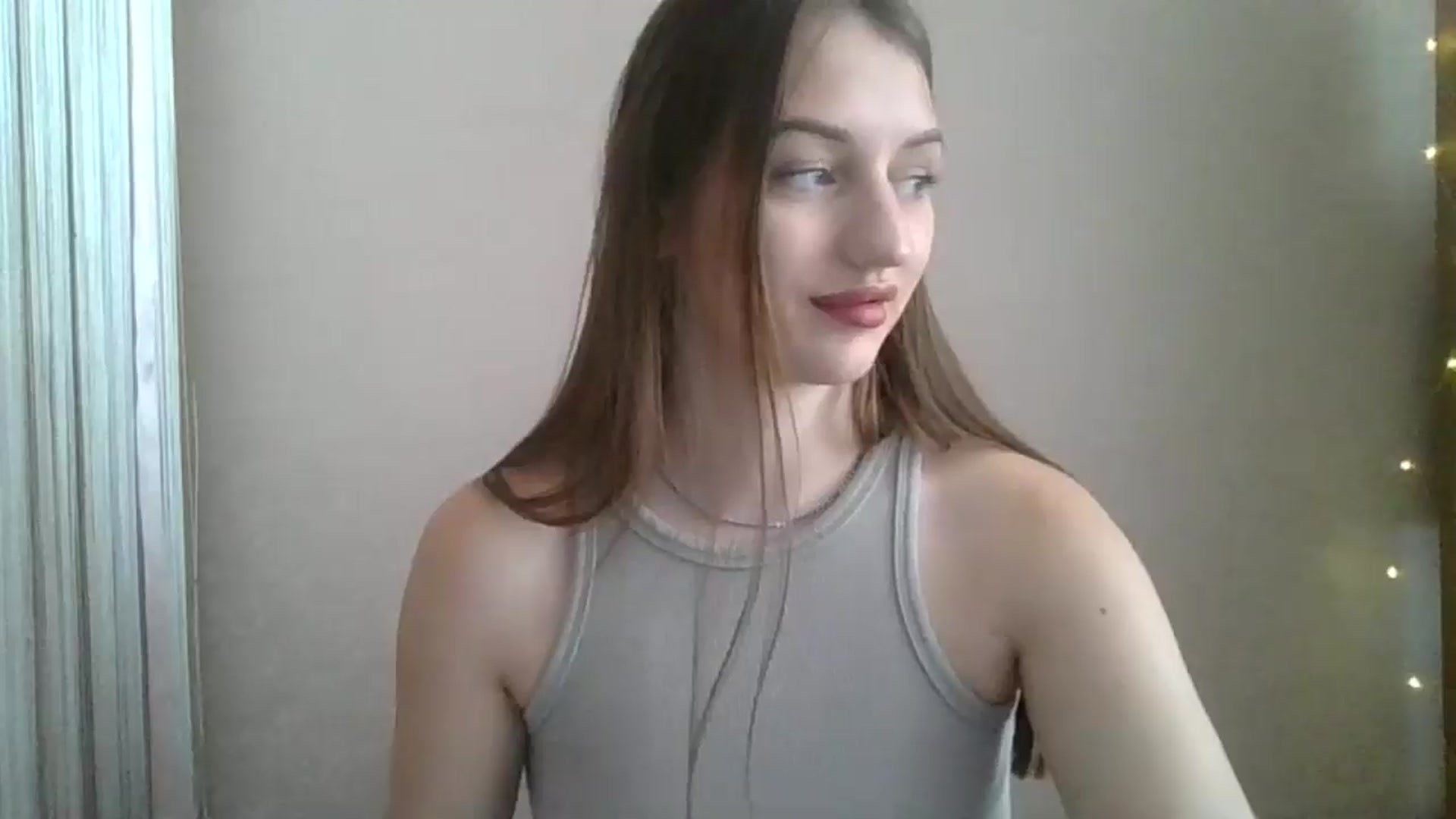 Gallery image thumbnail from SarahMills's myfreecams stream on, 07/19/2025, 09:16 image 15 of 20