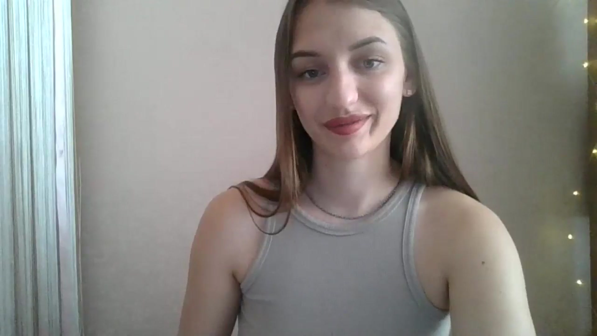 Gallery image thumbnail from SarahMills's myfreecams stream on, 07/19/2025, 09:16 image 14 of 20