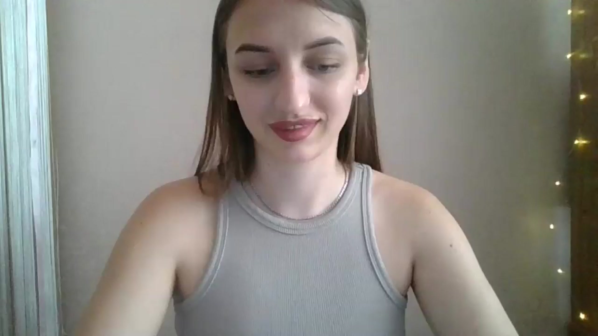 Gallery image thumbnail from SarahMills's myfreecams stream on, 07/19/2025, 09:16 image 1 of 20