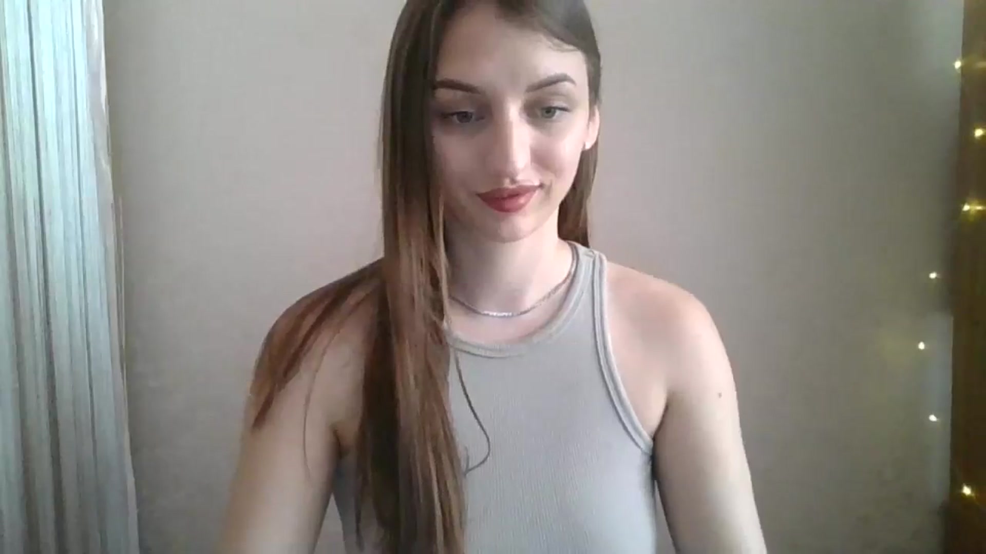 Gallery image thumbnail from SarahMills's myfreecams stream on, 07/19/2025, 11:06 image 6 of 20
