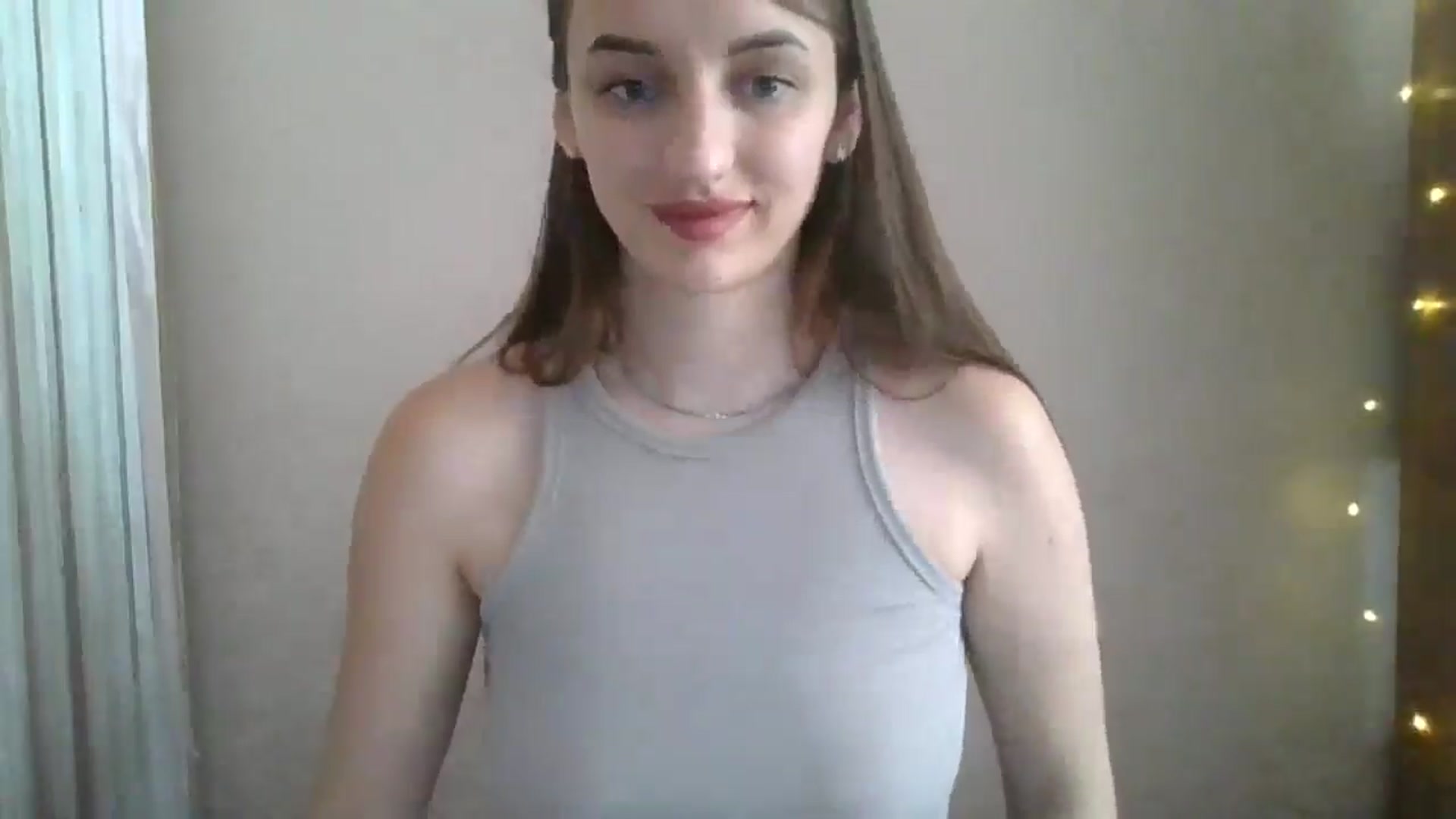 Gallery image thumbnail from SarahMills's myfreecams stream on, 07/19/2025, 12:07 image 14 of 20