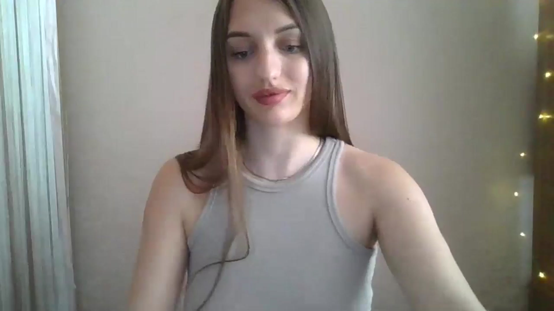 Gallery image thumbnail from SarahMills's myfreecams stream on, 07/19/2025, 12:07 image 2 of 20