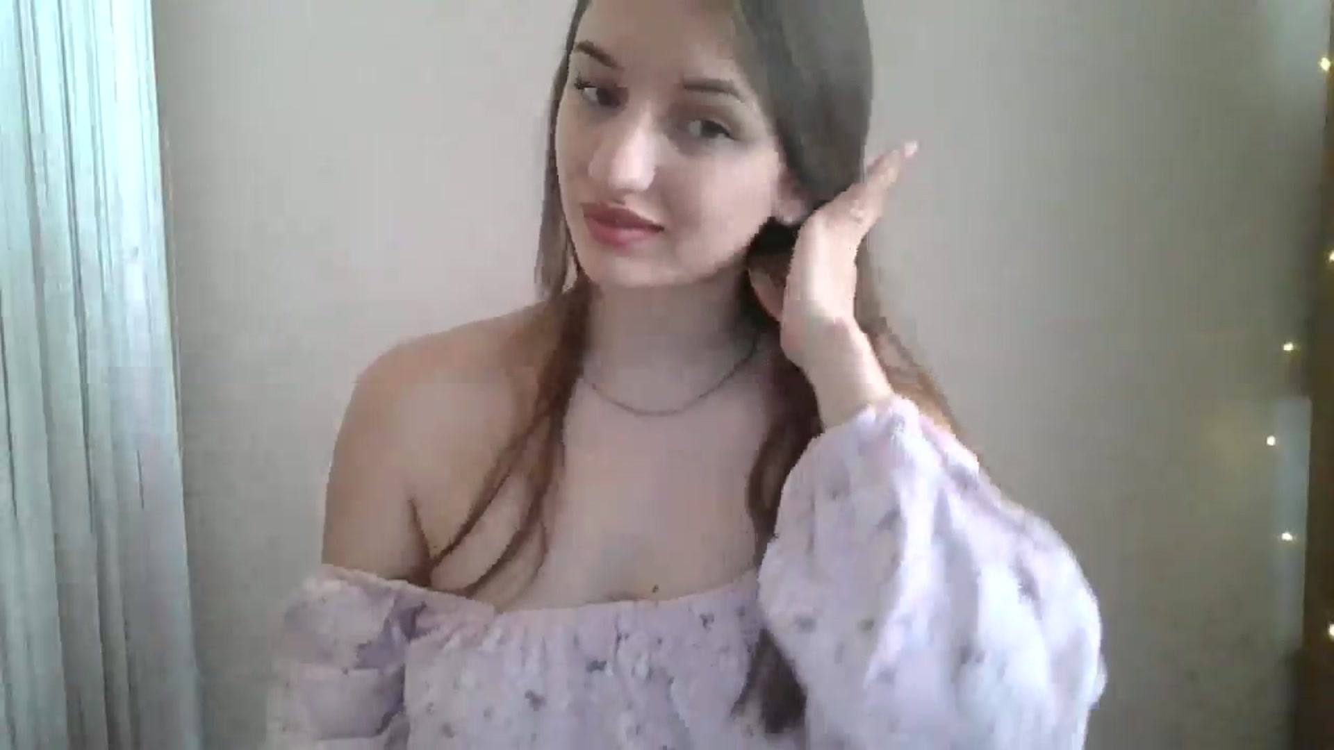Gallery image thumbnail from SarahMills's myfreecams stream on, 07/20/2025, 09:18 image 8 of 20