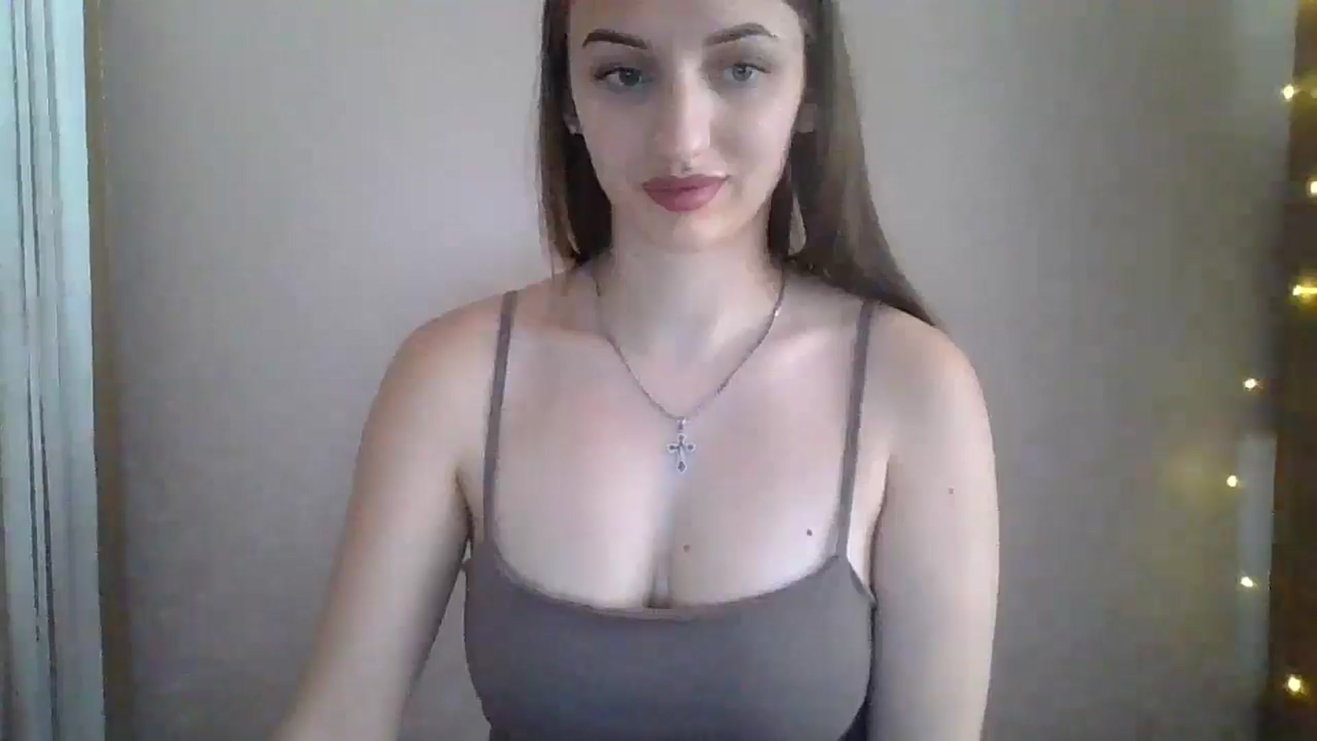 Gallery image thumbnail from SarahMills's myfreecams stream on, 07/21/2025, 10:58 image 9 of 20