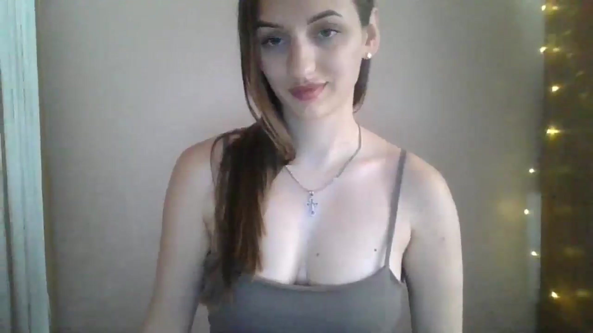 Gallery image thumbnail from SarahMills's myfreecams stream on, 07/21/2025, 12:01 image 12 of 20