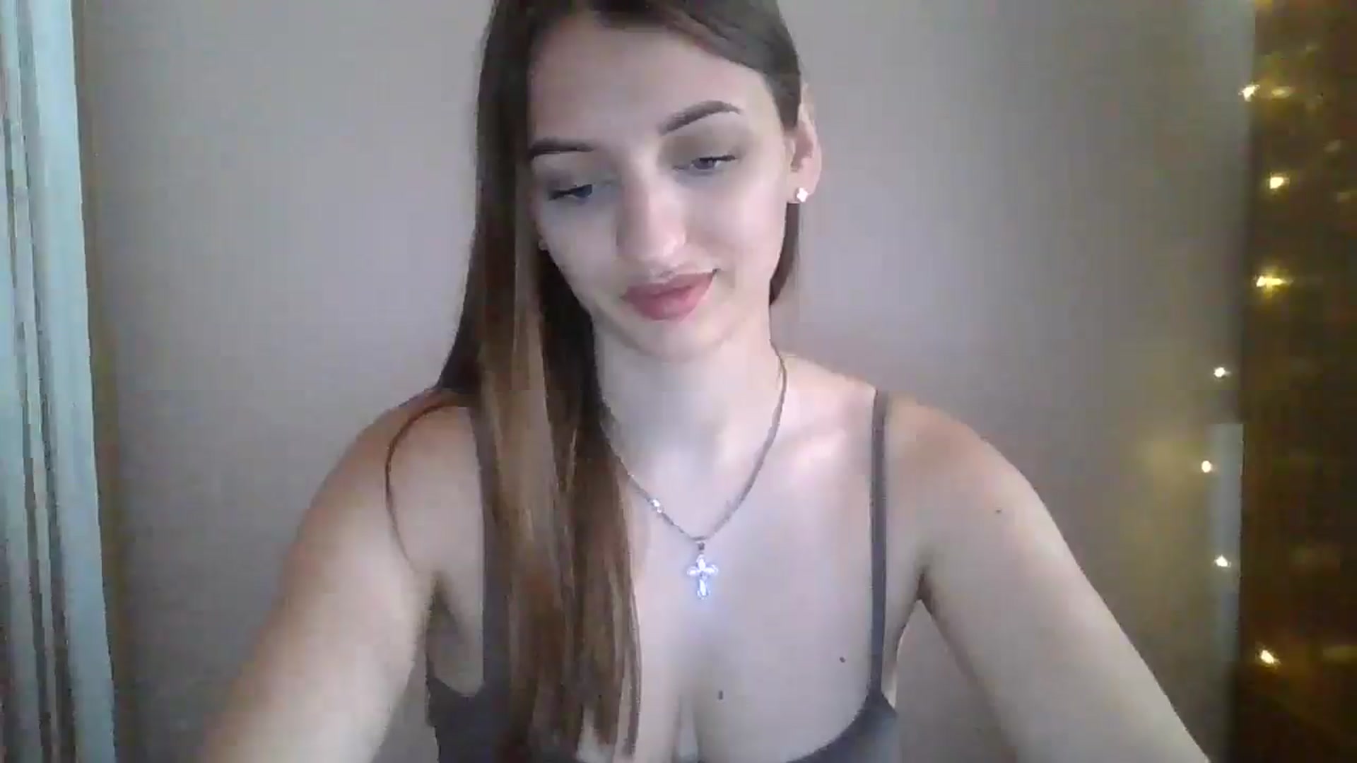 Gallery image thumbnail from SarahMills's myfreecams stream on, 07/21/2025, 12:01 image 20 of 20