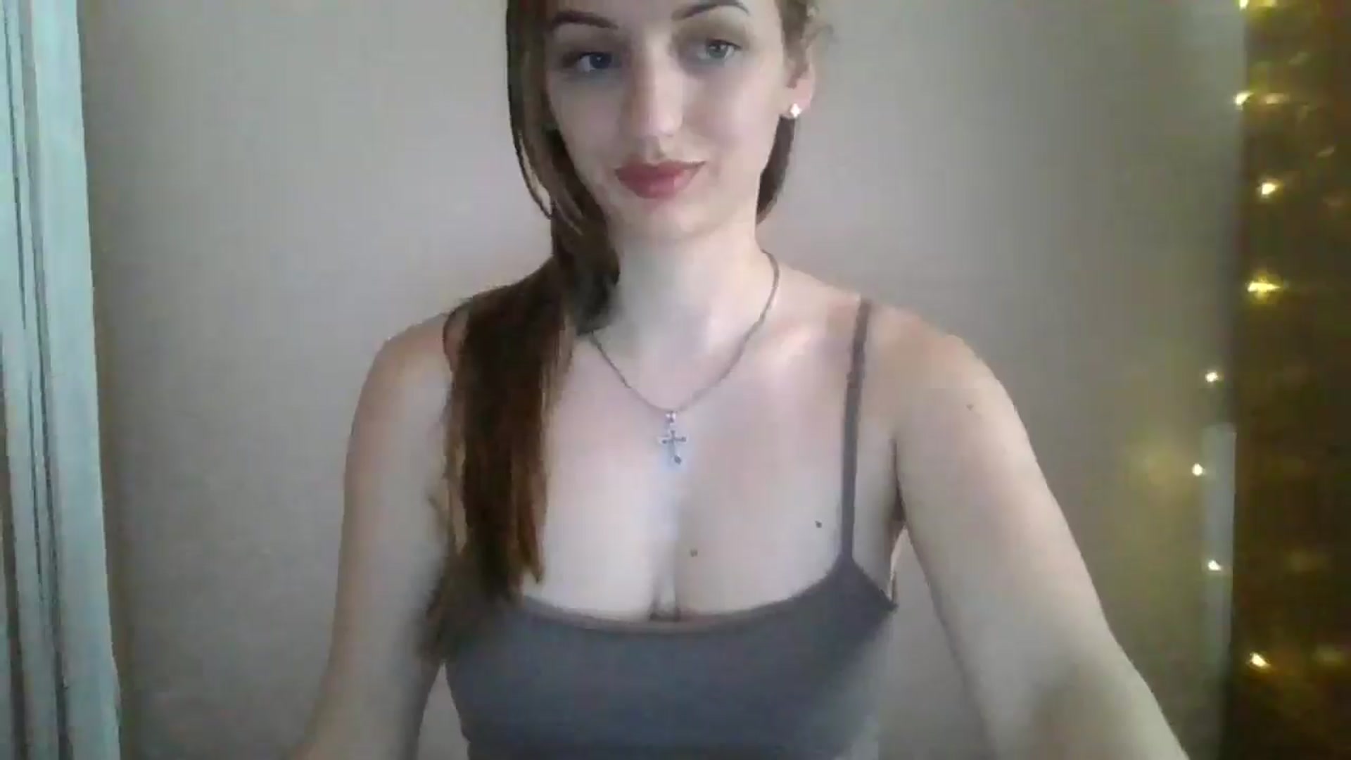 Gallery image thumbnail from SarahMills's myfreecams stream on, 07/21/2025, 12:01 image 11 of 20