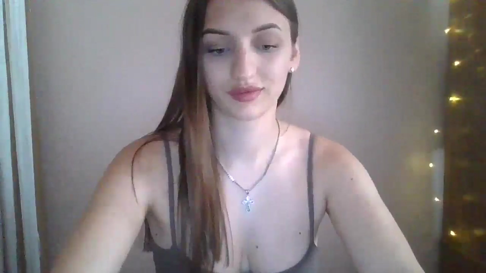 Gallery image thumbnail from SarahMills's myfreecams stream on, 07/21/2025, 12:01 image 18 of 20