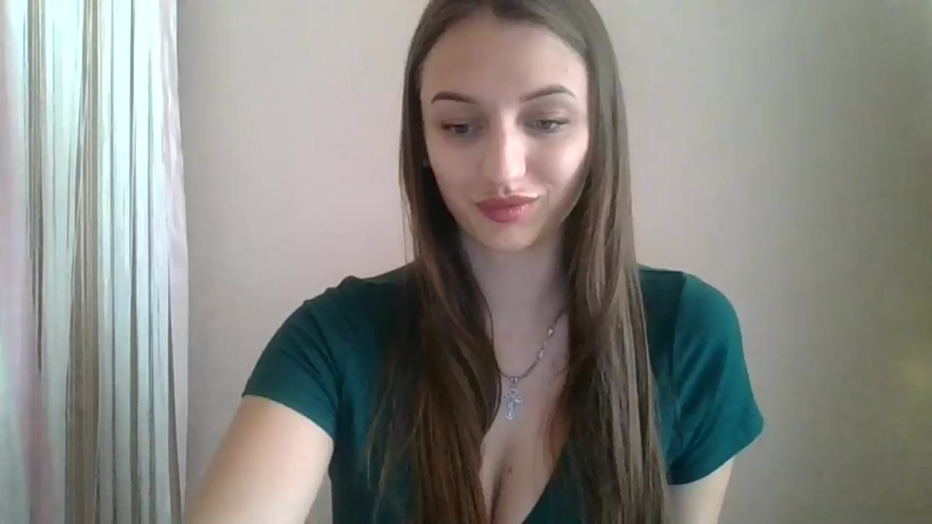 Gallery image thumbnail from SarahMills's myfreecams stream on, 07/27/2025, 09:47 image 9 of 20