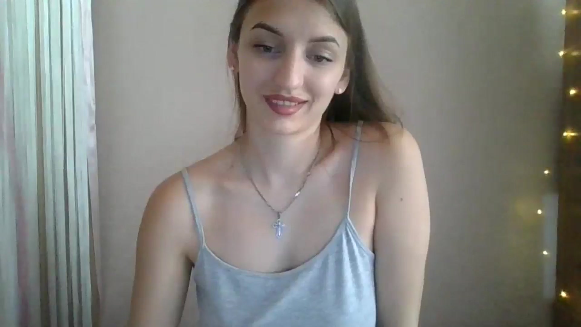 Gallery image thumbnail from SarahMills's myfreecams stream on, 07/28/2025, 08:21 image 2 of 20