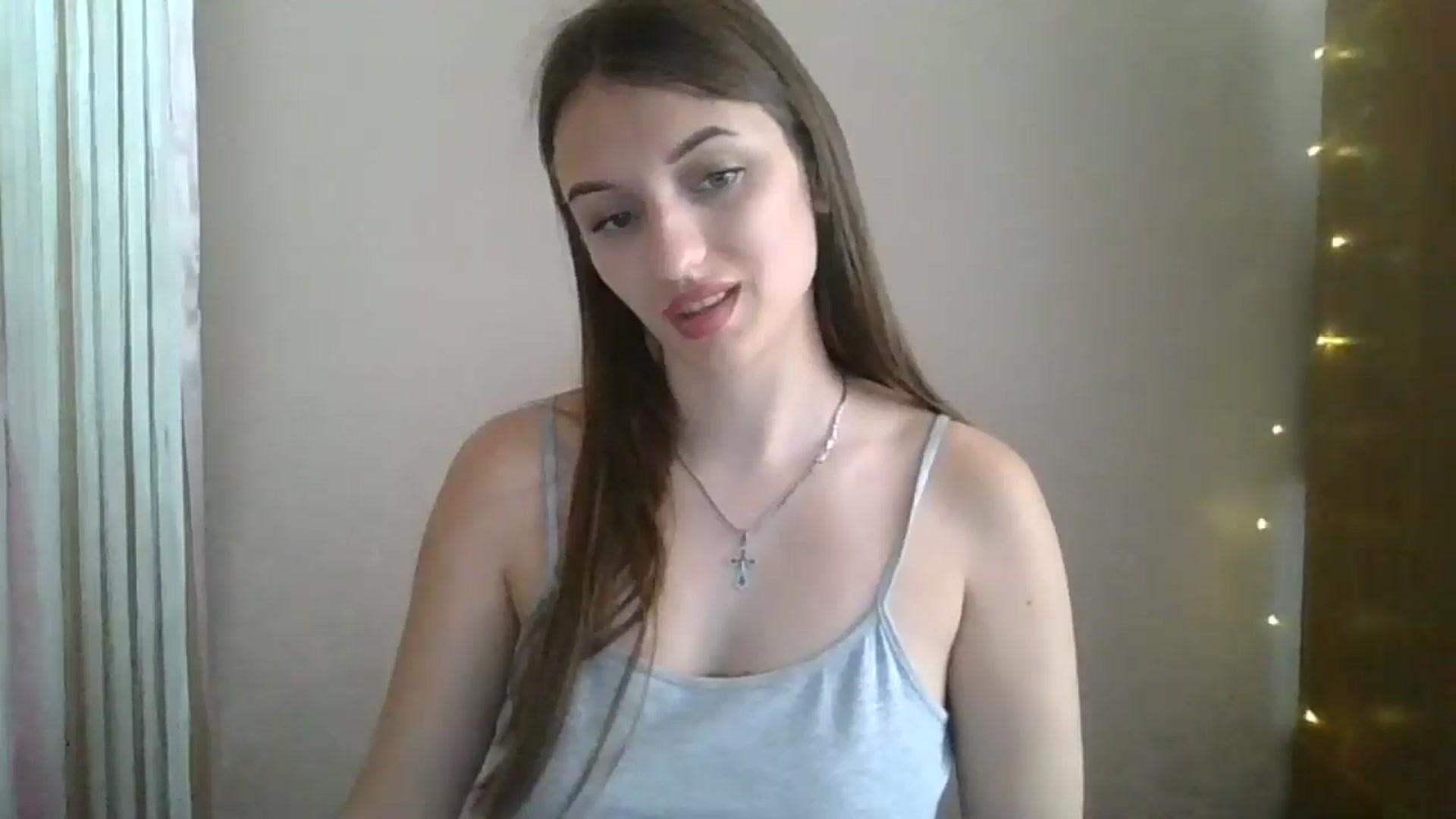 Gallery image thumbnail from SarahMills's myfreecams stream on, 07/28/2025, 08:21 image 17 of 20