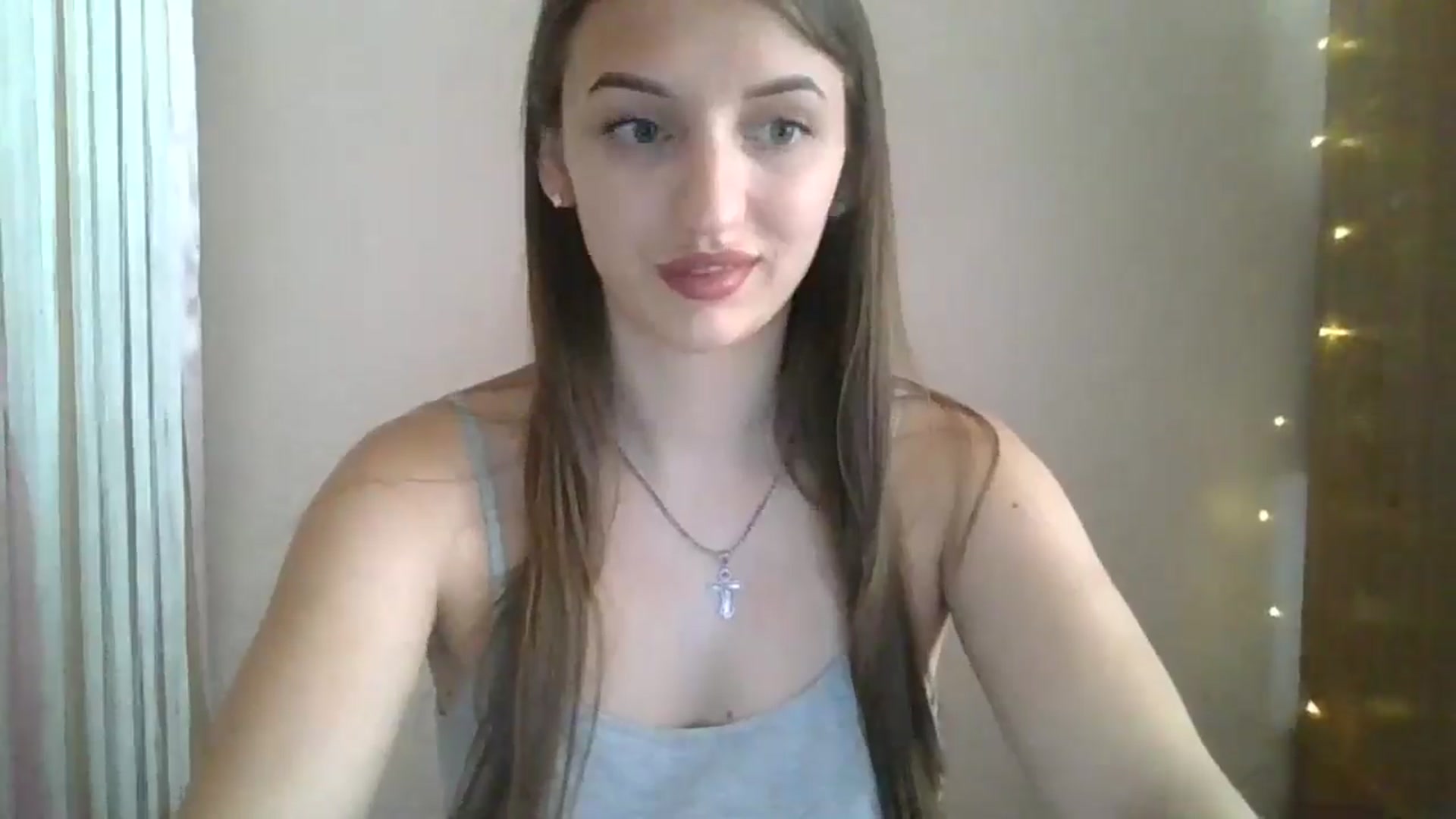 Gallery image thumbnail from SarahMills's myfreecams stream on, 07/28/2025, 08:21 image 16 of 20