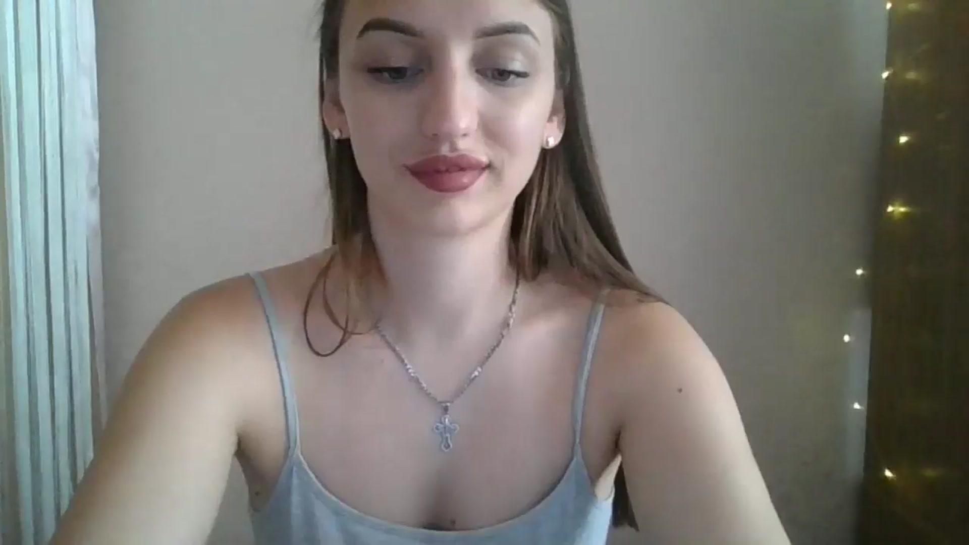Gallery image thumbnail from SarahMills's myfreecams stream on, 07/28/2025, 09:58 image 9 of 20
