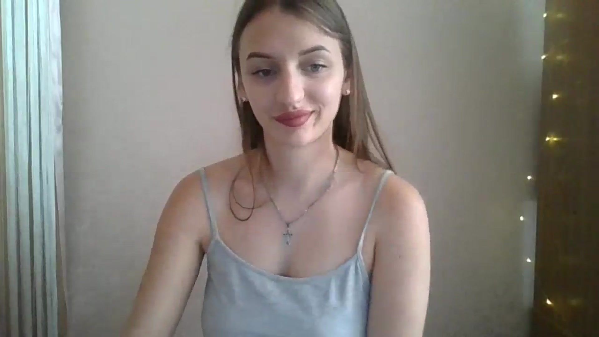Gallery image thumbnail from SarahMills's myfreecams stream on, 07/28/2025, 09:58 image 15 of 20