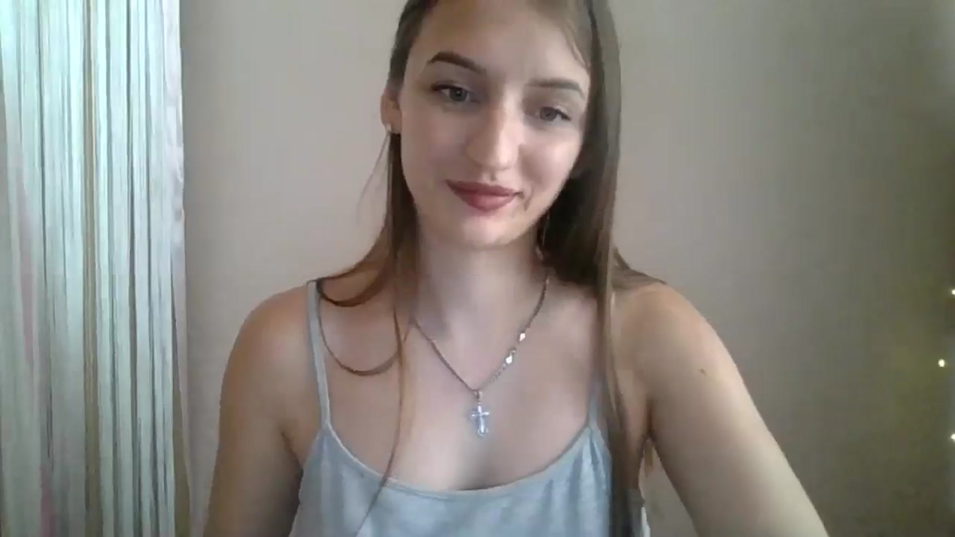 Gallery image thumbnail from SarahMills's myfreecams stream on, 07/28/2025, 11:01 image 8 of 20